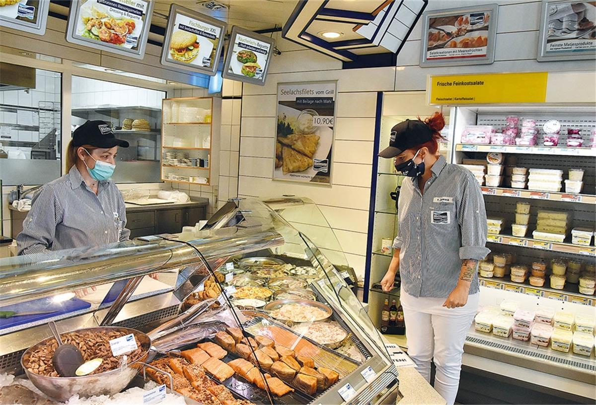 Schaufenster Fischereihafen - Wir sind wieder da! Täglich frischer Fisch und Feinkostprodukte gibt es bei Abelmann.