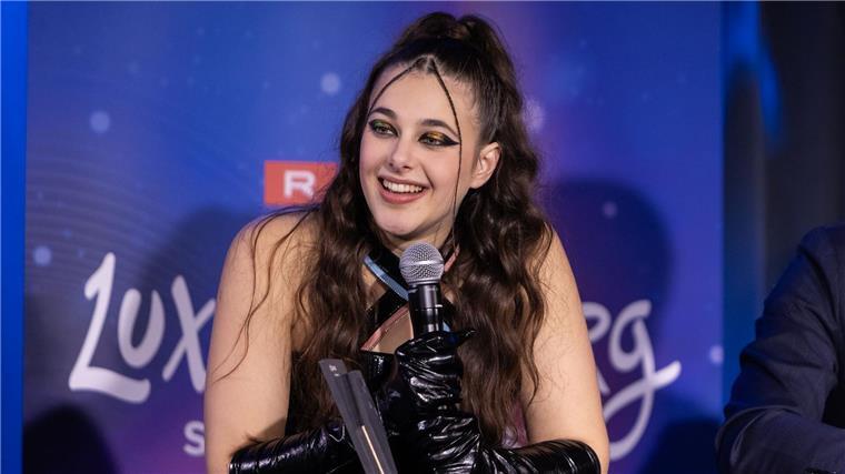 Zurück für die Zukunft: Luxemburg wieder beim ESC Tali Golergant lebte bis zum zehnten Lebensjahr in Chile und Argentinien, bevor sie mit ihrer Familie nach Luxemburg kam.