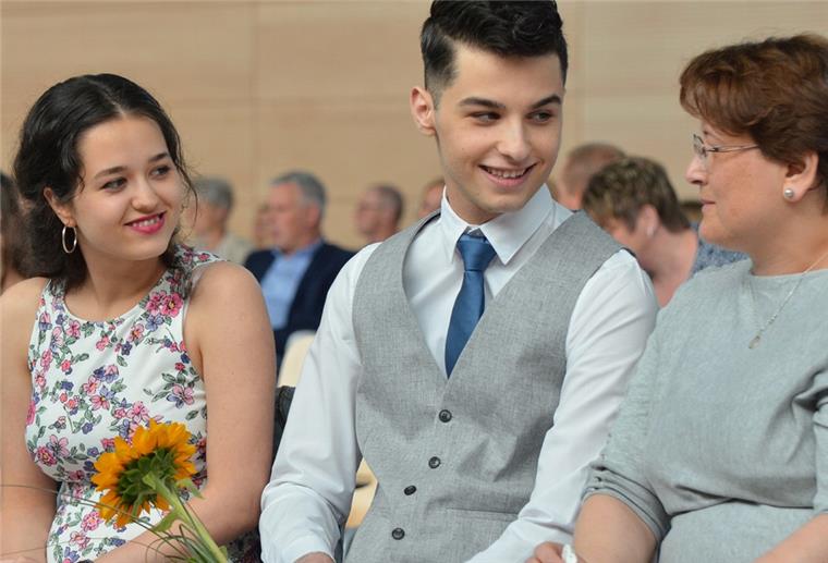 Zeven: Abi in Corona-Zeiten ein Vorteil? Tareq Hamsho lernt erst seit vier Jahren Deutsch, hat aber in Zeven sein Abitur gepackt.