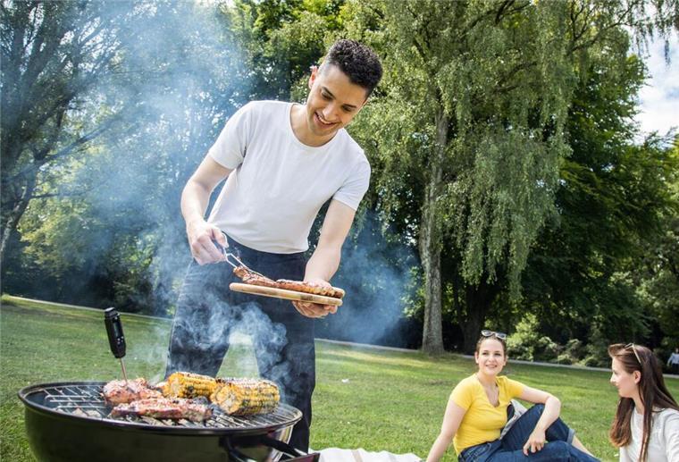 Teilnahme am Sommerfest kann zur Arbeitszeit werden.