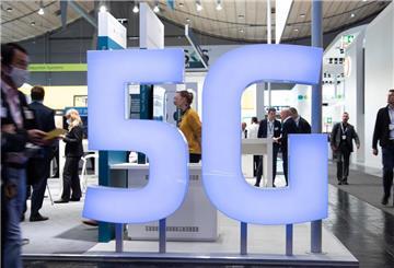 Der digitale Fortschritt bringt Bremerhaven näher zusammen: Mit 5G-Technologie begegnet die Telekom dem steigenden Bedarf und verbessert die Lebensqualität.

