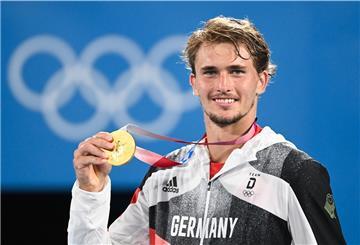 Tennisprofi Alexander Zverev hat in Tokio als erster Deutscher die Goldmedaille im Herren-Einzel gewonnen und ist einer der Favoriten für die Wahl zum „Sportler des Jahres“.