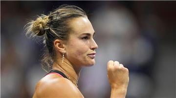 Tennisspielerin Aryna Sabalenka wird sich Ende des Jahres mit Nick Kyrgios messen. (Archivbild)