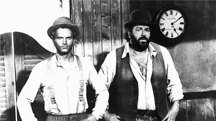 Terence Hill (l) und Bud Spencer in dem erfolgreichen Italo-Western-Klamauk „Vier Fäuste für ein Halleluja“.