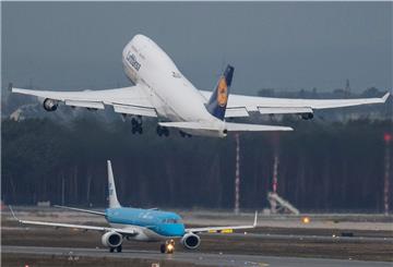 Thema Coronavirus: Die Lufthansa reduziert ihr Angebot.