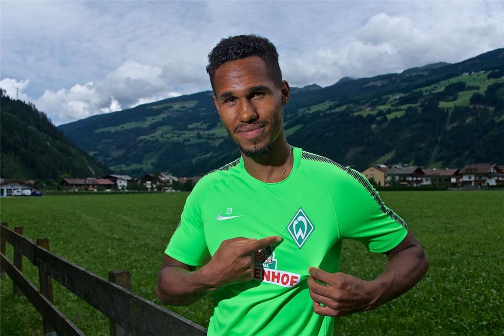 Theodor Gebre Selassie hat seinen  2018 auslaufenden Vertrag bei Werder Bremen v...