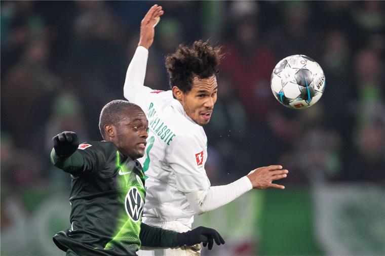 Theodor Gebre Selassie zurück auf dem Trainingsplatz Theodor Gebre Selassie kann nach seiner schweren Verletzung schon wieder trainieren.
