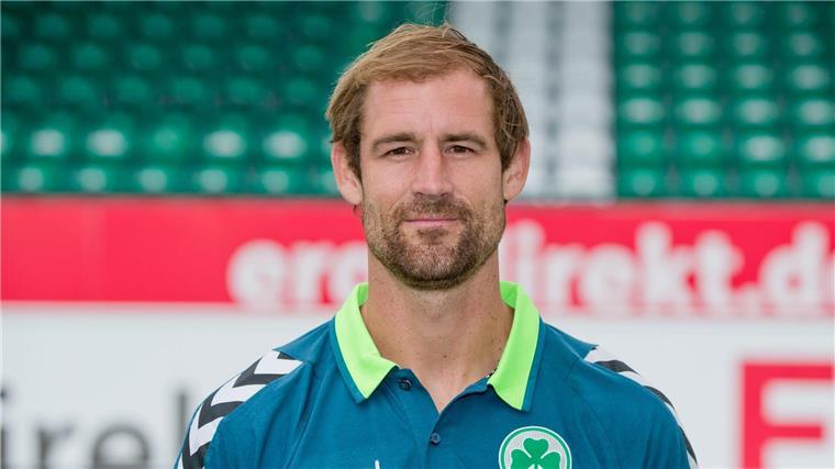 Hannovers Ex-Co-Trainer soll Fürth vor Abstieg retten Thomas Kleine soll Greuther Fürth vor dem Abstieg retten