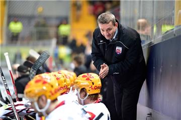 Thomas Popiesch, Trainer der Fischtown Pinguins Bremerhaven, feierte bei seiner Rückkehr nach Dresden einen Sieg.