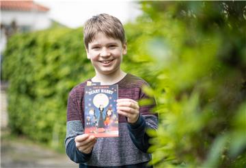 Thorge von Harten, Junge mit Buch.