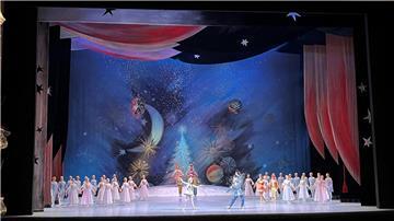 Tickets für das „Nussknacker“-Ballett am Moskauer Bolschoi-Theater sind schwer zu bekommen, weshalb der Musentempel das Märchen nun auch gratis zeigt. (Archivbild)