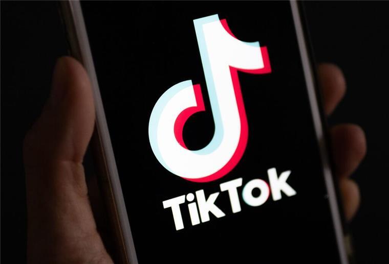 Tiktok steht unter Druck: Wegen Weitergabe europäischer Daten nach China muss die Plattform eine hohe Geldstrafe zahlen.