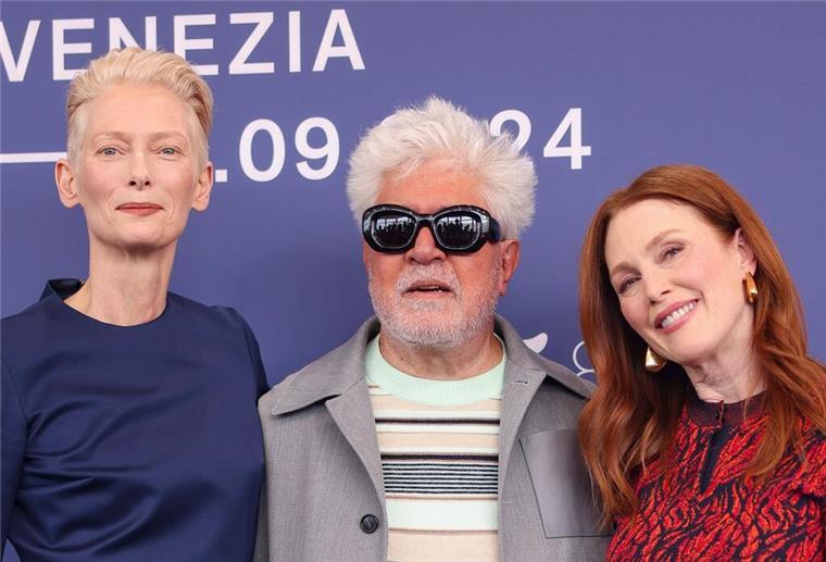 Tilda Swinton: Ich habe keine Angst vor dem Tod Tilda Swinton und Julianne Moore spielen die Hauptrollen in Pedro Almodóvars erstem englischsprachigen Film.