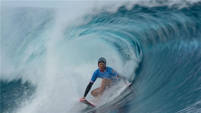 Olympia-Auftakt: Surfer Elter verfehlt direktes Weiterkommen Tim Elter hat den direkten Einzug in die dritte Runde verfehlt.