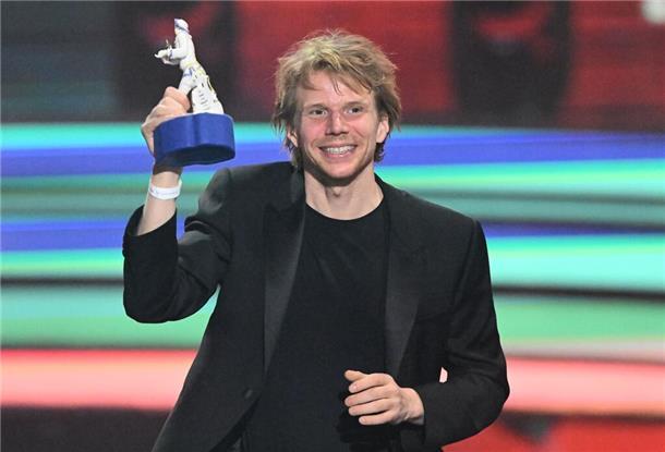 Appelle für offene Gesellschaft beim Bayerischen Filmpreis Tim Fehlbaums Film „September 5“ bekam den Hauptpreis.