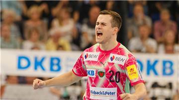 Tim Freihöfer wirft die Füchse ein Stück näher an den Titel. 