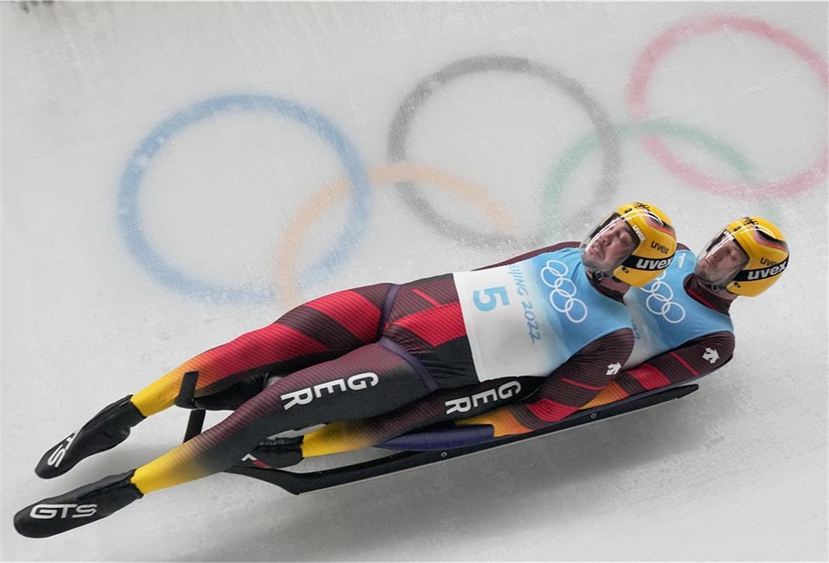 Rodel-Doppelsitzer Wendl/Arlt holen das Gold-Triple Olympia, Rodeln, Doppelsitzer, 1. Lauf im National Sliding Centre. Tobias Wendl und Tobias Arlt aus Deutschland in Aktion.