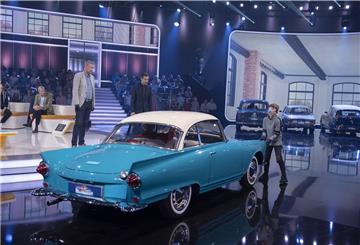 Tomke aus Sittensen tritt Sonnabendabend in der Sendung „Klein gegen Groß“ gegen Günther Jauch an. Der Zehnjährige will mehr Oldtimer mit den Händen erkennen als der Moderator. 