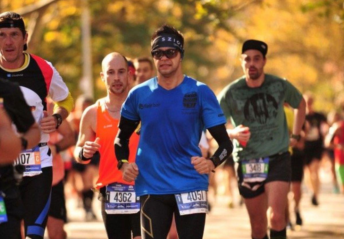 Nordenhamer absolviert in New York den Lauf seines Lebens Torben Schramm aus Nordenham (vorn) lief durch die Stadtbezirke Staten Island, Brooklyn, Queens, Manhattan und Bronx – und im Central Park.