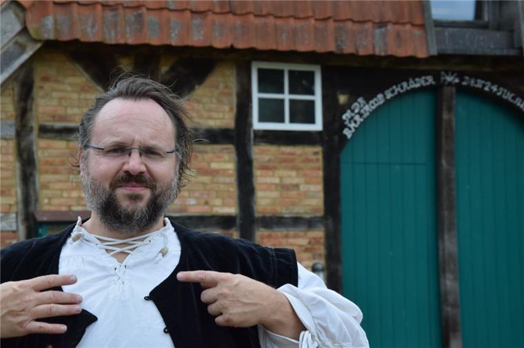 Torsten Henneken vom Verein Urla-Zentrum in Ohrel freut sich auf das Mittelalter-Spektakel.  Das geht vom 11. bis 13. August nahe Selsingen über die Bühne. 