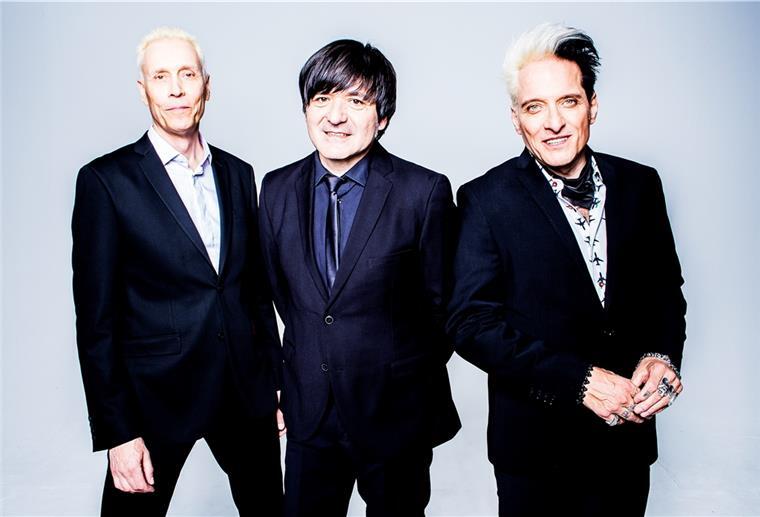 Die Mitglieder der Band Die Ärzte, Farin Urlaub, Rodrigo Gonzalez und Bela B.