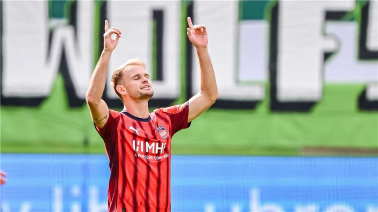 Traumtore bei Wolfsburger Sieg in Heidenheim Traf per Freistoß für Heidenheim: Offensvimann Leonardo Scienza.