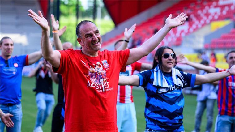 Heidenheim trifft in den Playoffs auf Häcken oder Paide Trainer Frank Schmidt hat den FCH in den europäischen Wettbewerb geführt.