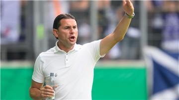 Trainer Gerardo Seoane sieht Mönchengladbach auf gutem Weg in höhere Tabellenregionen.