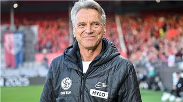 Trainer Horst Steffen - Wechselt er in die Fußball-Bundesliga?