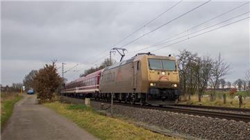 Trainspotter Stanislaw Gaab hat den Sonderzug im Cuxland fotografiert.