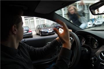 Treffen Auto- und Radfahrer im Verkehr aufeinander, führt dies nicht selten zu Konflikten.