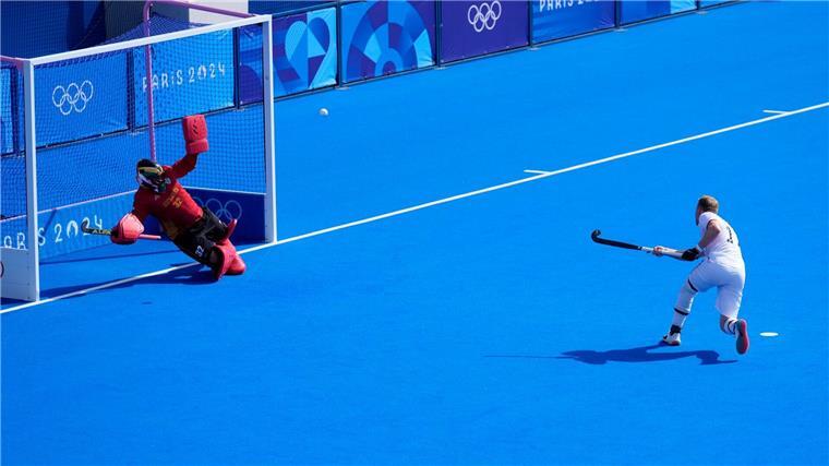 Trifft per Penalty: Christopher Rühr.