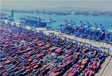 Trotz des Handelskonflikts mit den USA ist Chinas Wirtschaft im zweiten Quartal deutlich gewachsen. Doch viele Probleme bleiben ungelöst. (Archivbild) 