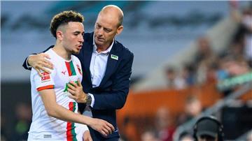 Trotz seines Wechselwunschs spielt Ruben Vargas in den Planungen von FCA-Trainer Jess Thorup weiter eine Rolle.