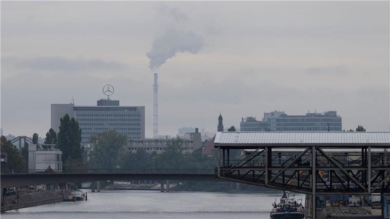 Auto-Städte leiden unter Schwund bei Gewerbesteuer Trübe Aussichten in Stuttgart: Im Haushalt der Stadt fehlen Hunderte Millionen Euro. (Archivbild)