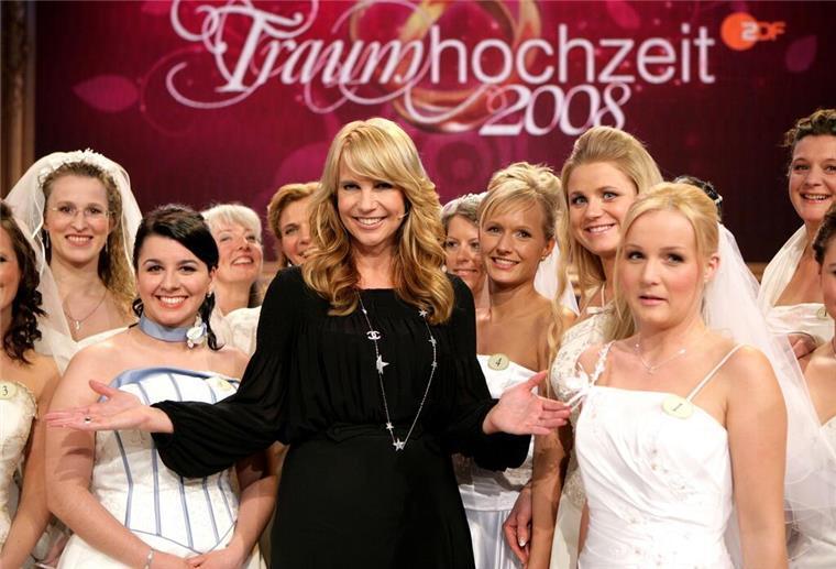 Linda ganz ungeschminkt: Entertainment-Königin wird 60 TV-Moderatorin Linda de Mol wird 60.