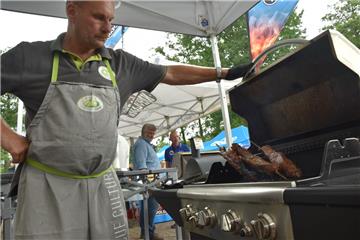 Typisch brasilianisch: Bei Peter Rehak ist alles am Spieß.