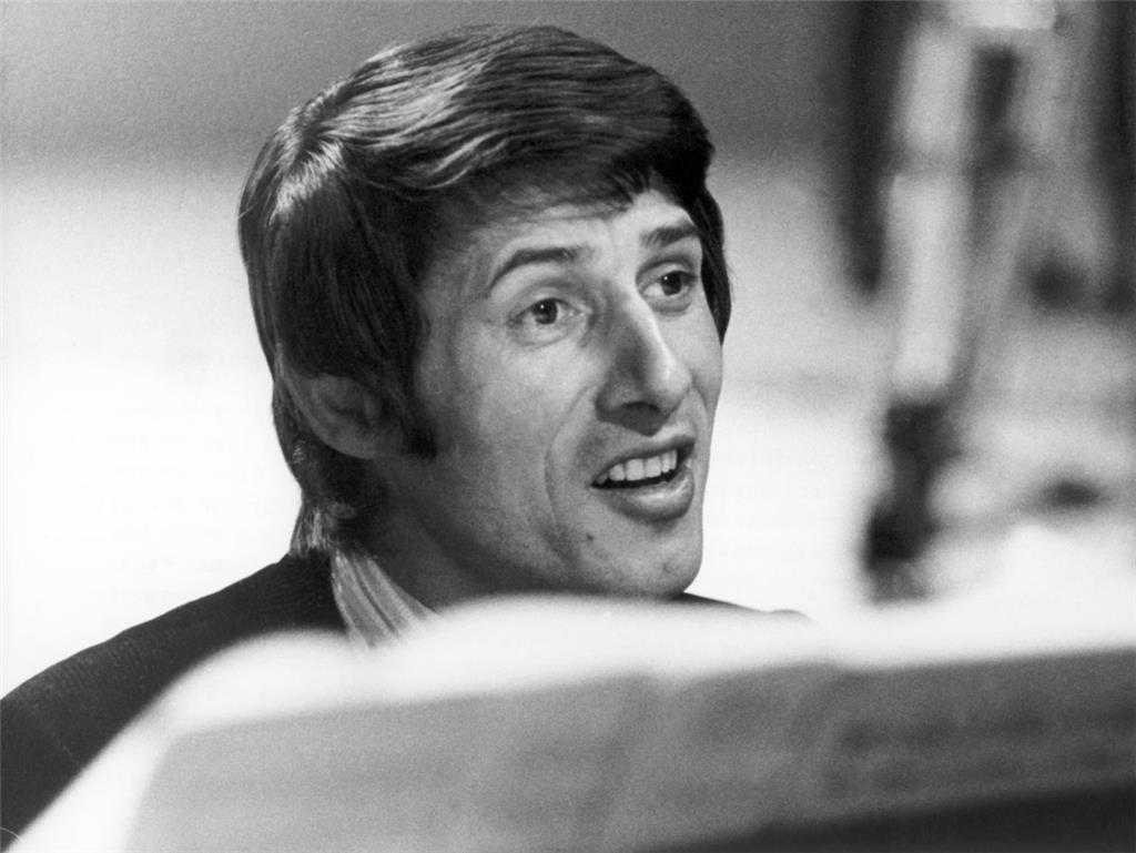 Udo Jürgens, aufgenommen im Februar 1968 bei den Proben zur Fernsehshow &quot;Va...
