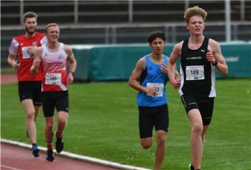 Über 3000 Meter war Tammo Doerner (rechts) der beste U18-Läufer. Hinter ihm blieb Farhad Abd Alkarem (früher TuS Jaderberg).