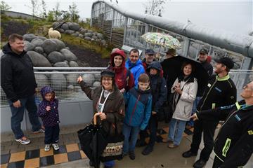 Über ein Wiedersehen mit Lale freuten sich auch einige Abonennten der NORDSEE-ZE...