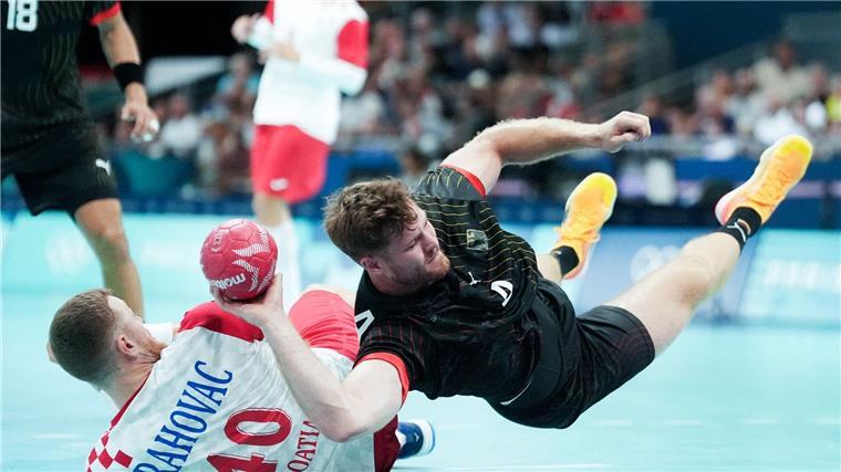 Über Kreisläufer Johannes Golla kamen Deutschlands Handballer zu einigen Toren. 
