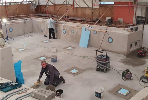 Baustelle Sole-Außenbecken: Es wird fleißig gewerkelt in der Moor-Therme