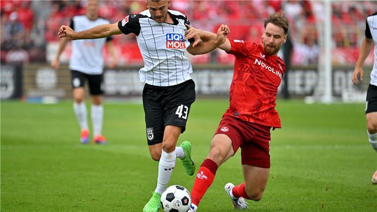 Ulm gibt Führung aus der Hand: 1:2 gegen Kaiserslautern Ulms Romario Rösch kehrte gegen Heuers FCK auf die Zweitliga-Bühne zurück.