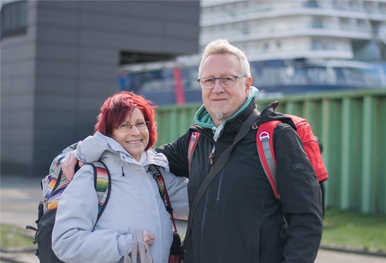 Ulrich und Ilona Puhl aus der Nähe von Potsdam gehen mit der „Mein Schiff 3“ auf Kreuzfahrt.