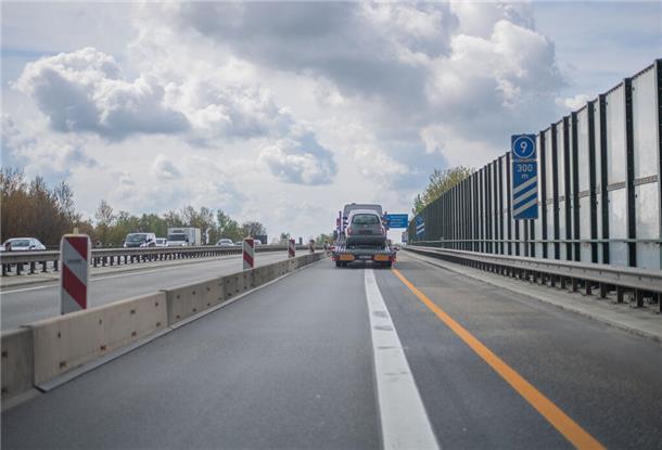 Um die Anschlussstelle Wulsdorf ist die A27 seit einigen Wochen einspurig. Neu kommt nun der Abschnitt zwischen Geestemünde und Bremerhaven-Mitte hinzu.