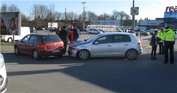 Unfall beim Real-Markt in Bremerhaven-Lehe.