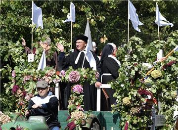 Unnachahmlich: Jens Wetter in seiner Rolle als Martin Luther. Foto Ulich