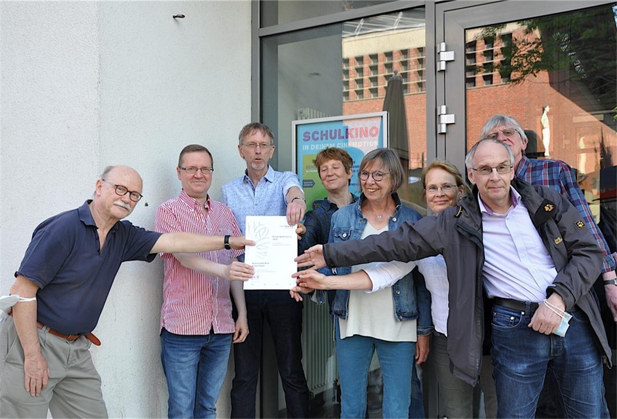 „Unser Ziel ist es, mit unserem Programm Filme, die sonst in Bremerhaven nicht zu sehen wären, dem Publikum zugänglich zu machen.“ Bernd Glawatty