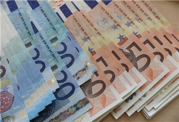 Unter anderem durch Mehreinnahmen aus der Gewerbesteuer fließt mehr Geld in die Gemeindekasse. Deshalb kann Hagen inzwischen einen Haushalt mit einer schwarzen Null vorweisen.