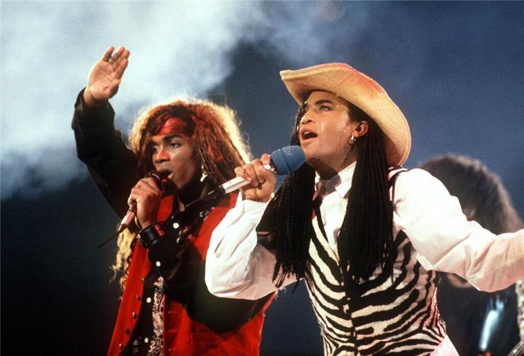 Ex-Milli-Vanilli-Star: „Wir wurden den Wölfen vorgeworfen“ Unter anderem ihr Grammy wurde Fabrice „Fab“ Morvan (links) und Robert „Rob“ Pilatus nach Bekanntwerden des Playback-Skandals aberkannt.